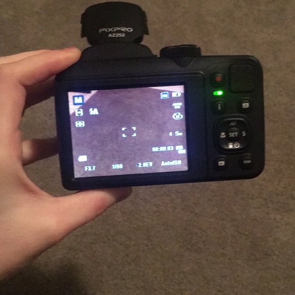 CAMERA - Picture 2 of 3